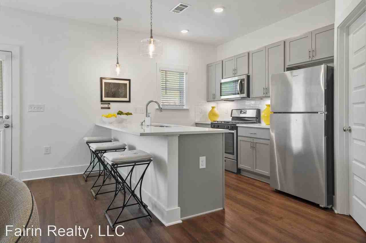 4265 Brevard Blvd - Photo 2 of 31