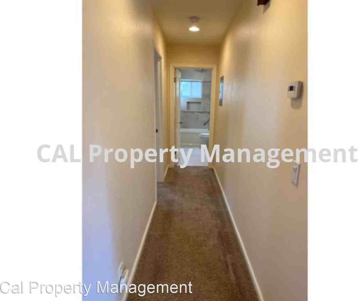 201 San Bernabe Dr - Photo 2 of 15