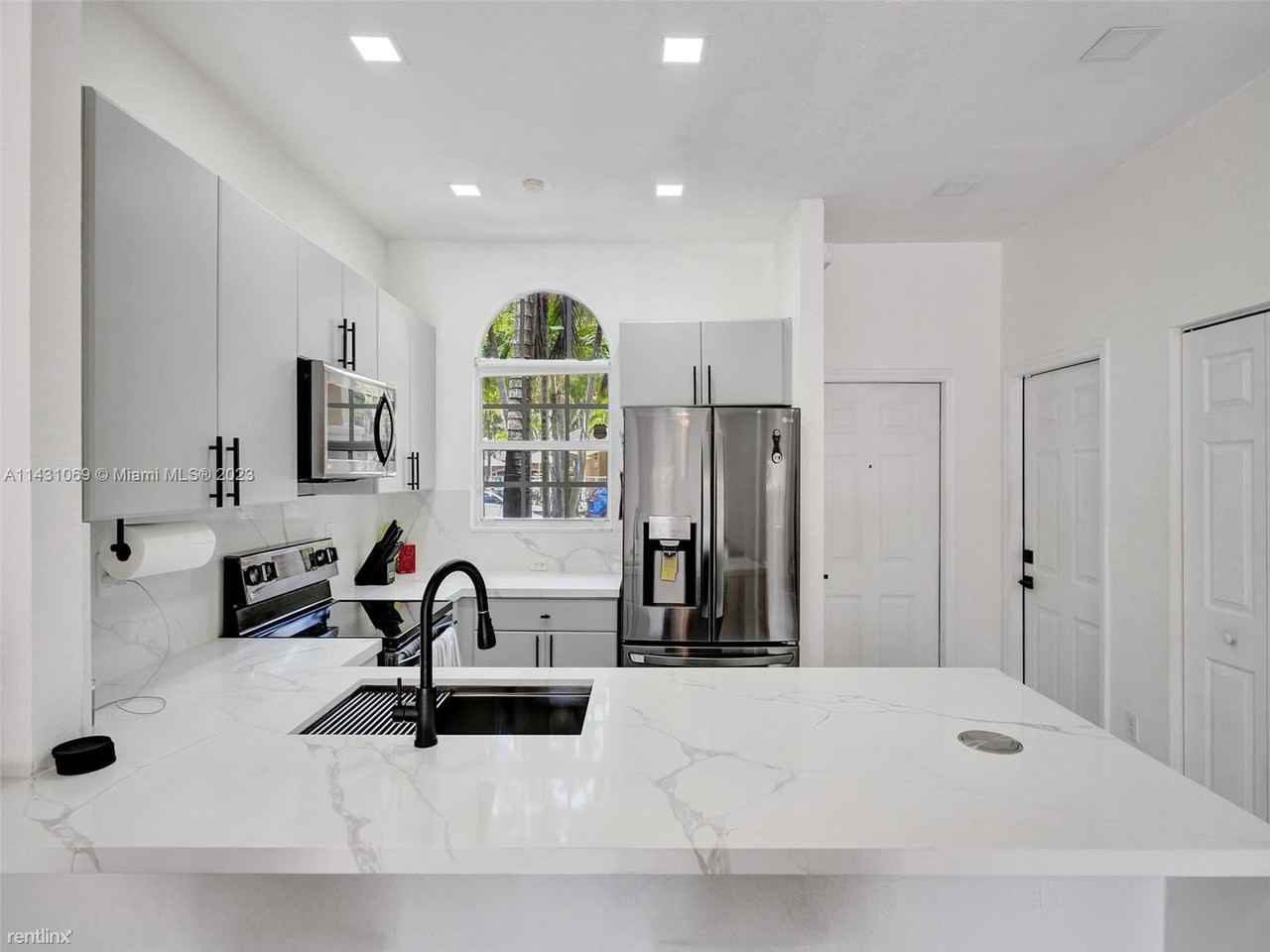4977 Sw 135th Way #0 - Photo 3 of 38