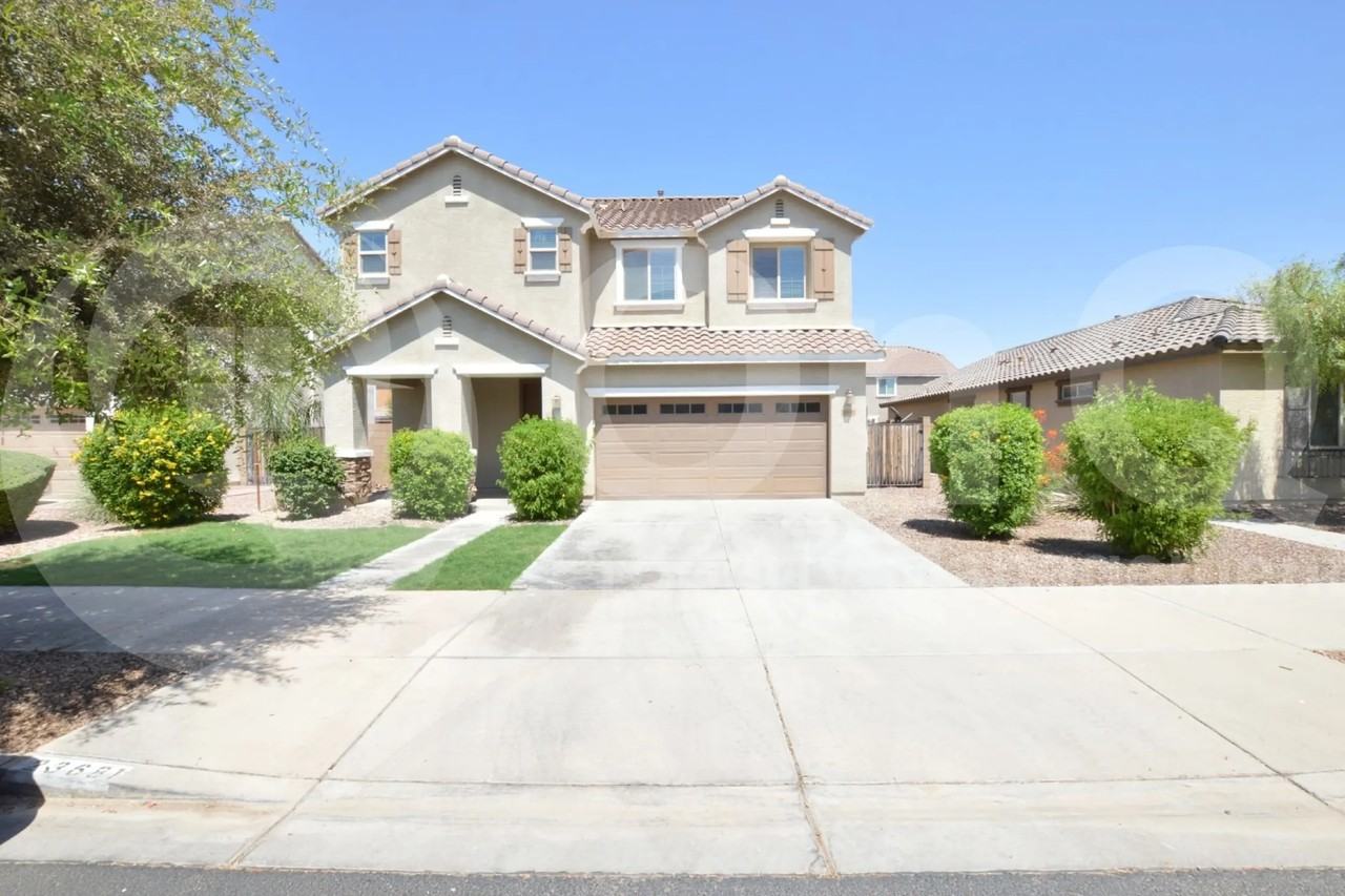 23681 S 209th Ct - Photo 2 of 24