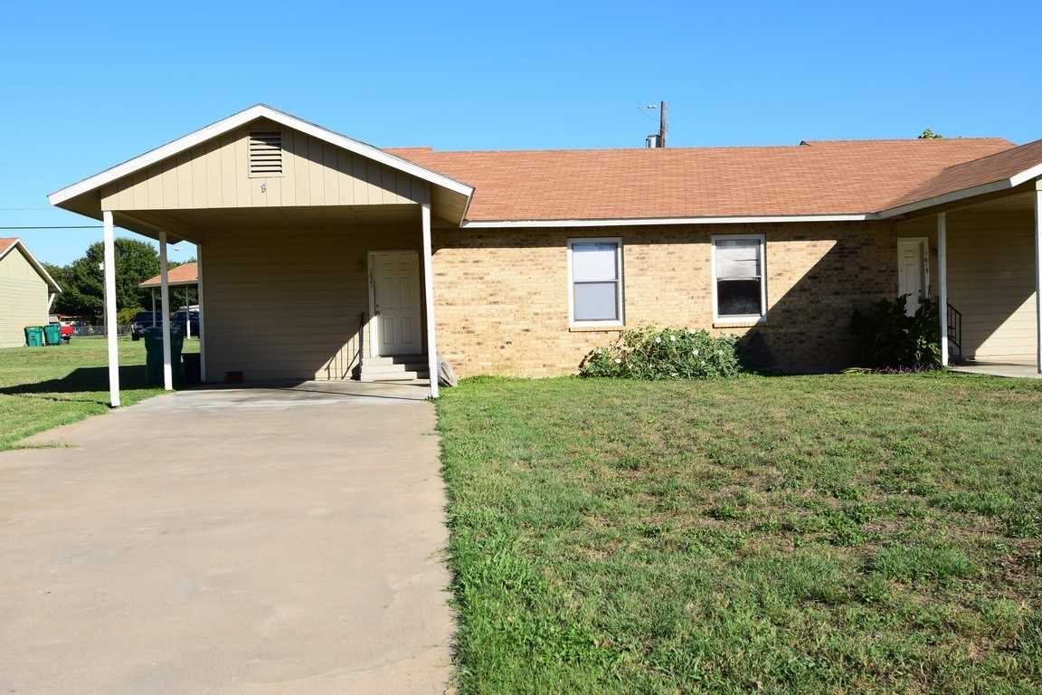 1621 Kelly Dr - Photo 4 of 7
