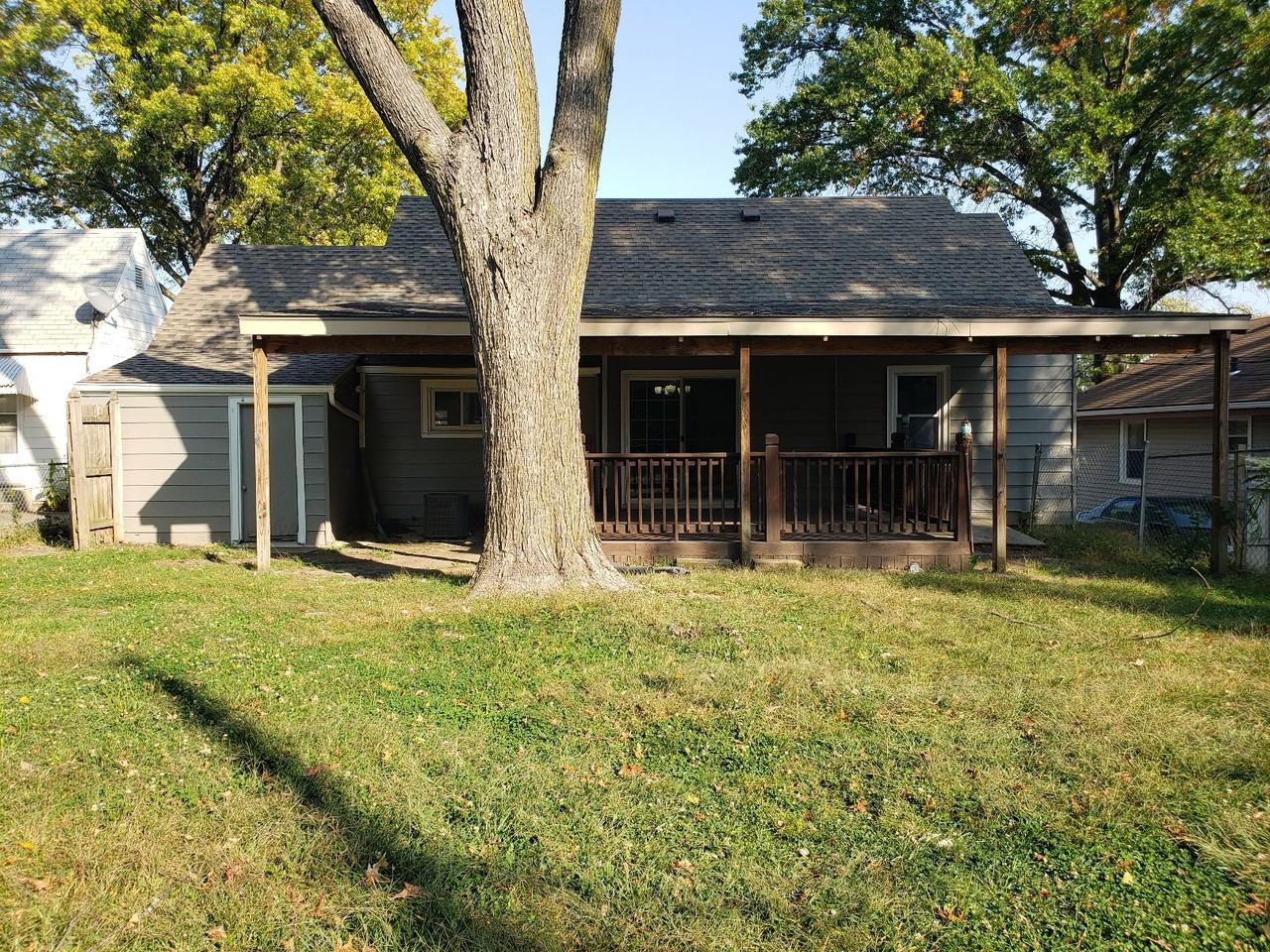 1854 N 38th St - Photo 2 of 31