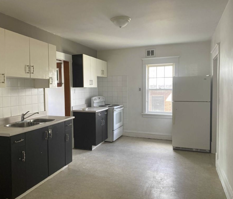 255 Oak Street #1 - Photo 2 of 8