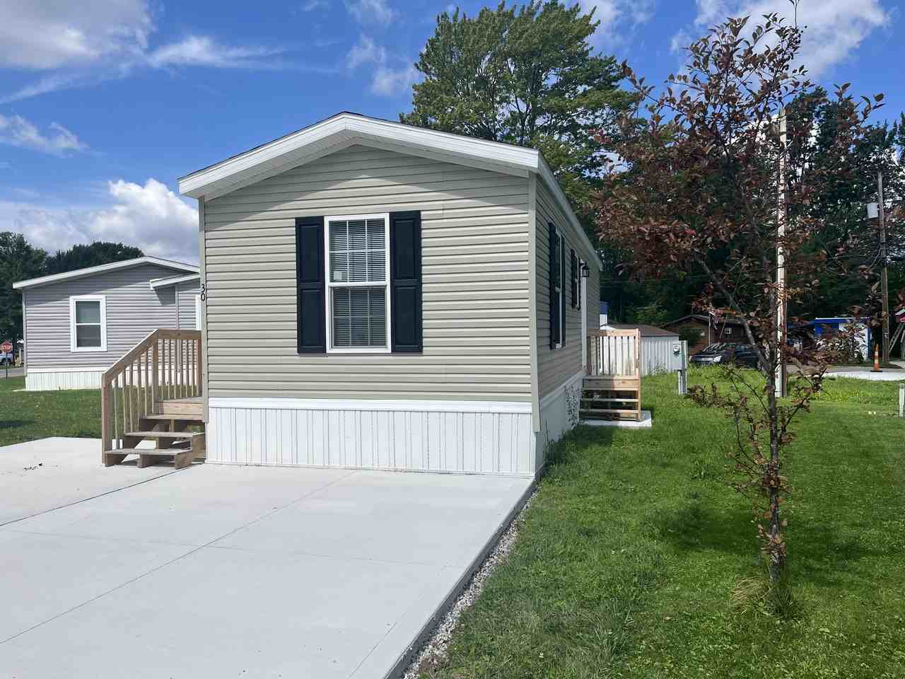 6610 Lear Nagle Rd #30 - Photo 3 of 30