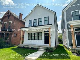 1053 Oak St - Photo 1 of 1