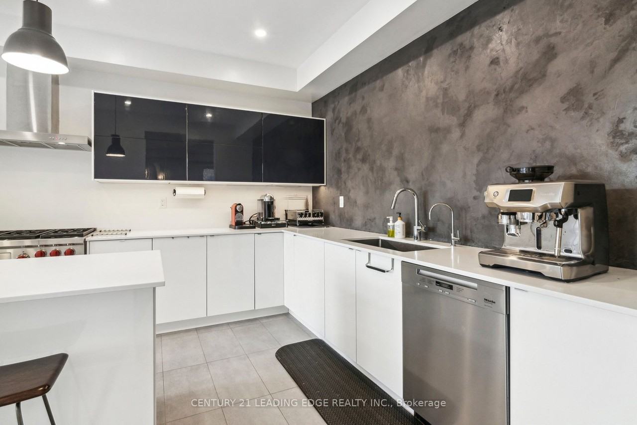 53 Pear Blossom Way - Photo 2 of 15