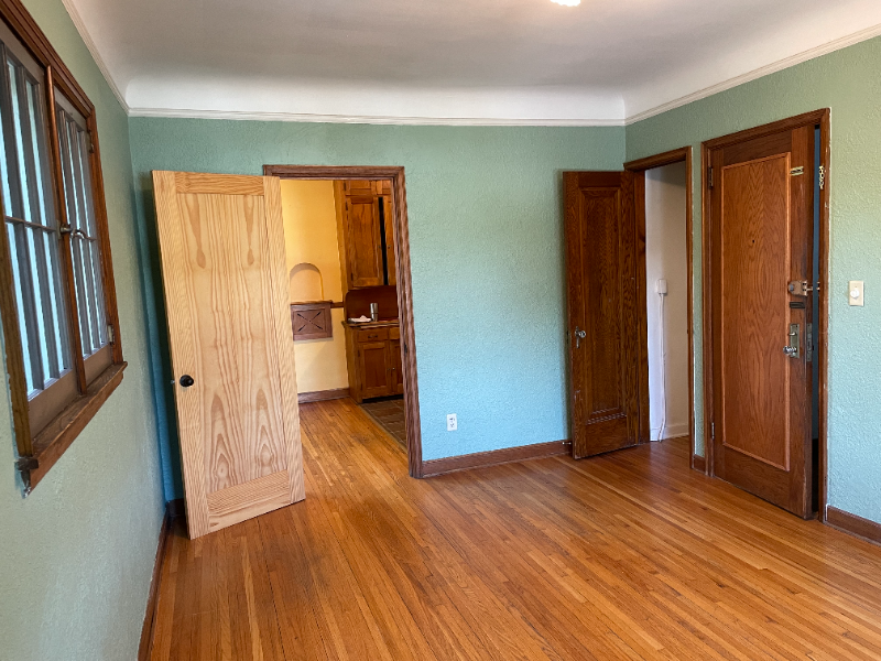 4252 28th Ave S #4 - Photo 2 of 15