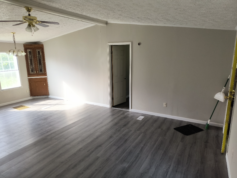 1067 Poston Ln - Photo 2 of 27