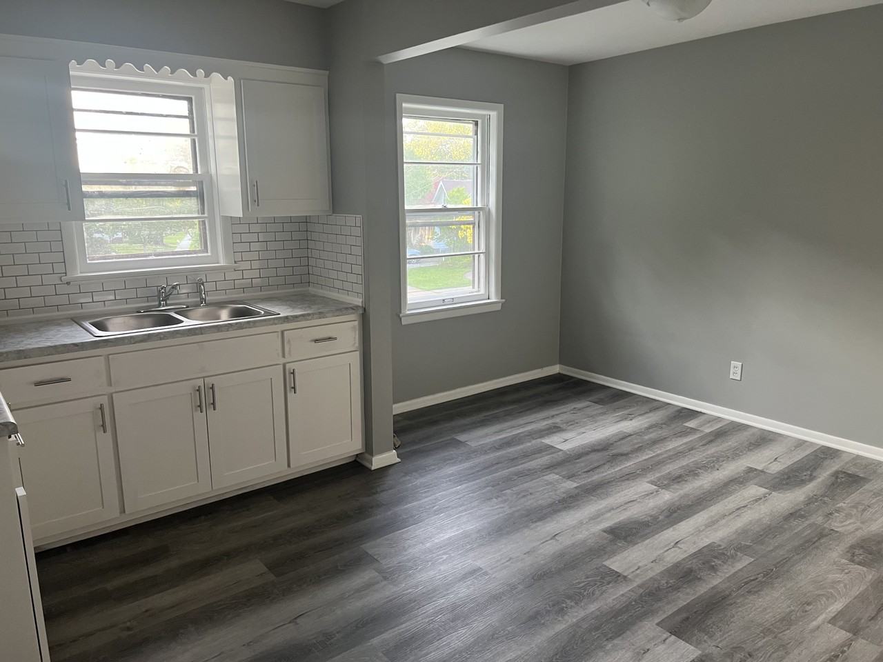 15206 Triskett Rd - Photo 3 of 16