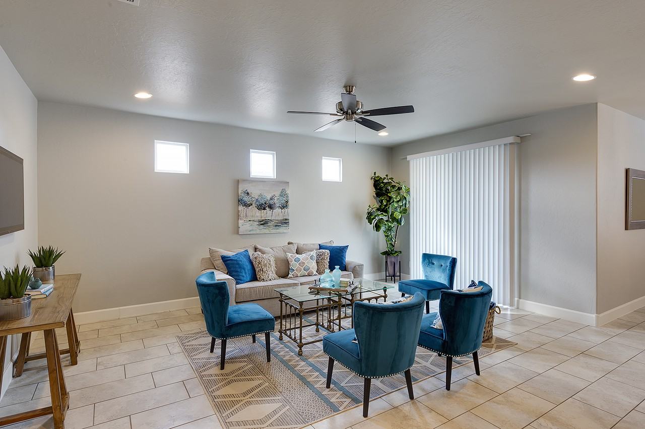 7725 Majesty Ct Nw #NA - Photo 3 of 8