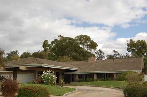 4266 Clubhouse Dr - Photo 2 of 26