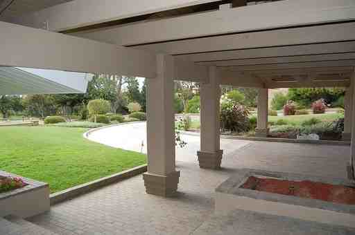 4266 Clubhouse Dr - Photo 3 of 26