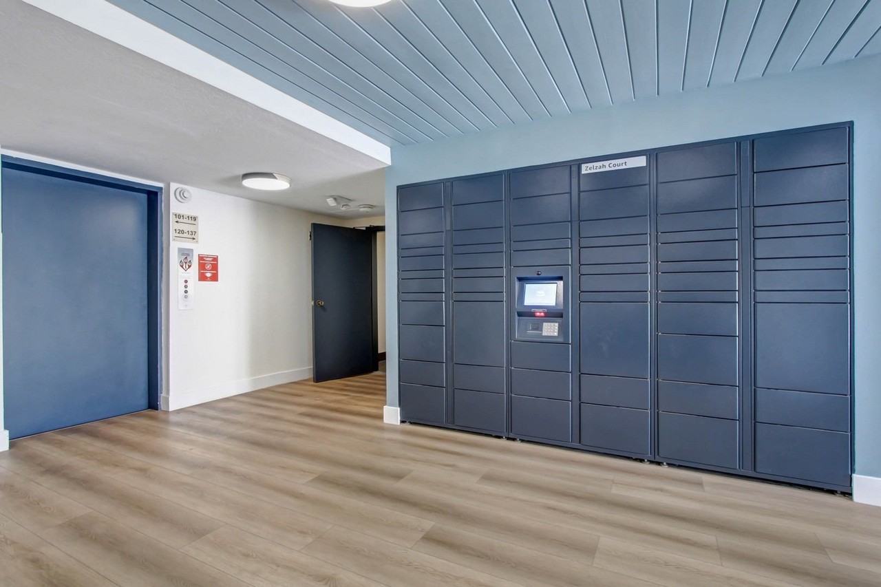 Zelzah Court - Photo 6 of 67