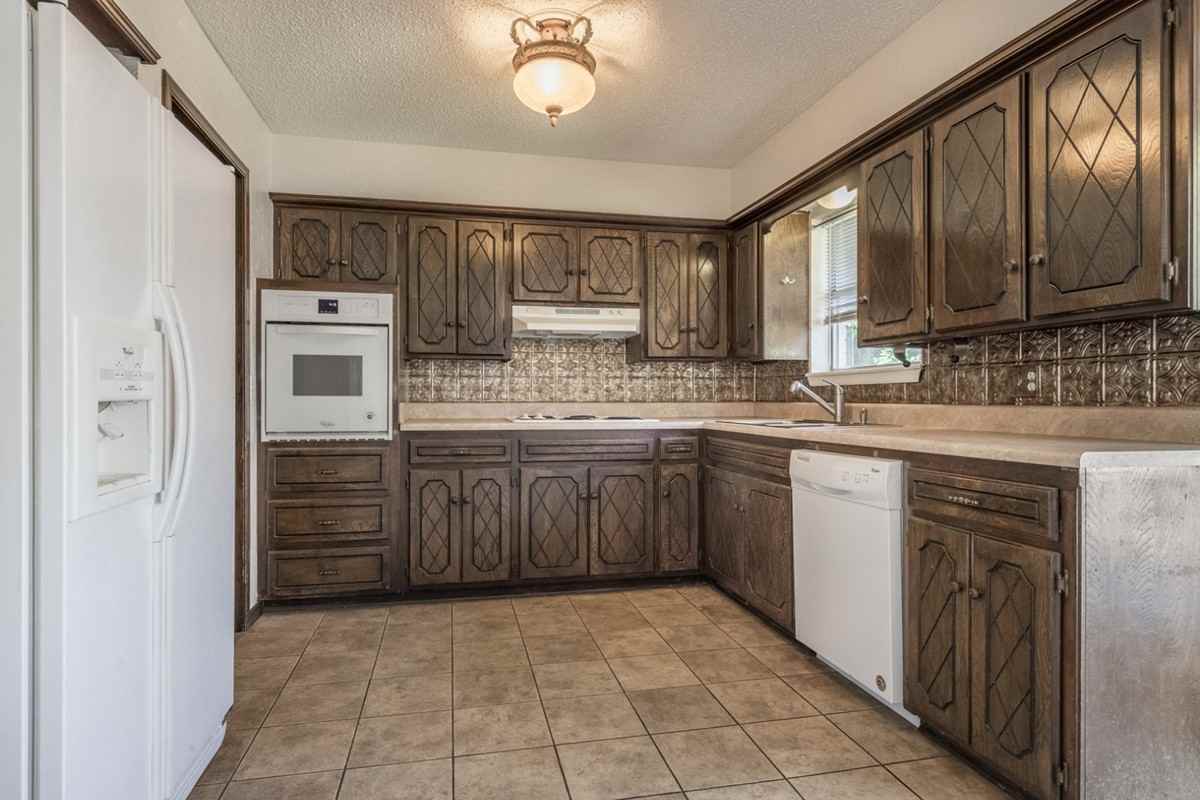 3112 South Rankin Street #1 - Photo 5 of 11