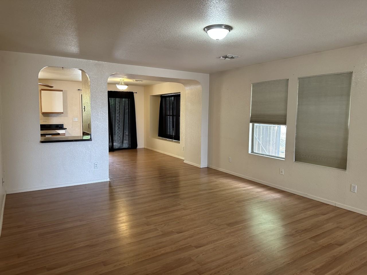 7828 E Rooner Dr - Photo 3 of 10