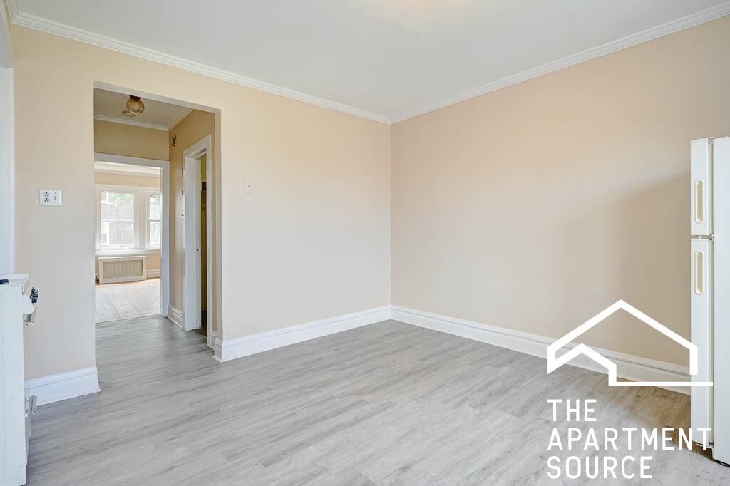 6443 23rd St #12 - Photo 3 of 10