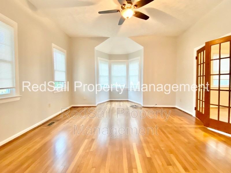 111 S Willard Ave - Photo 6 of 21
