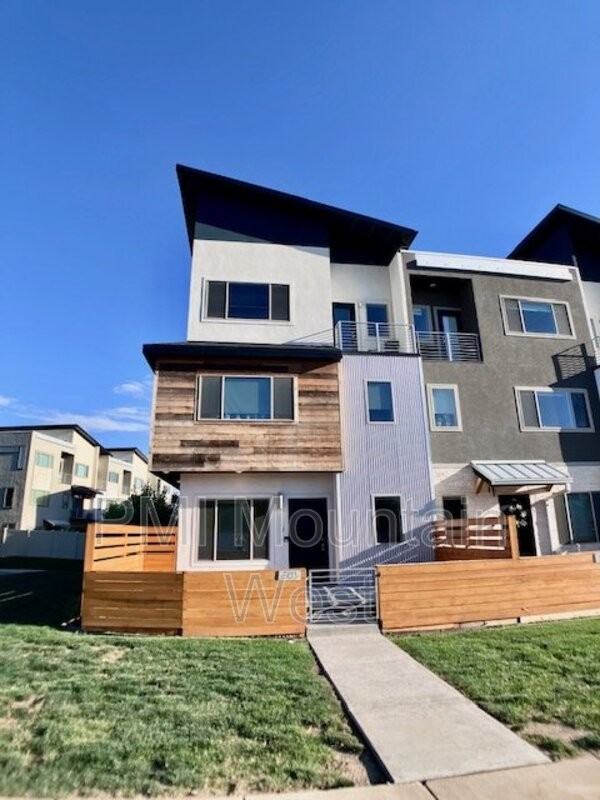 503 Wn - Photo 4 of 50