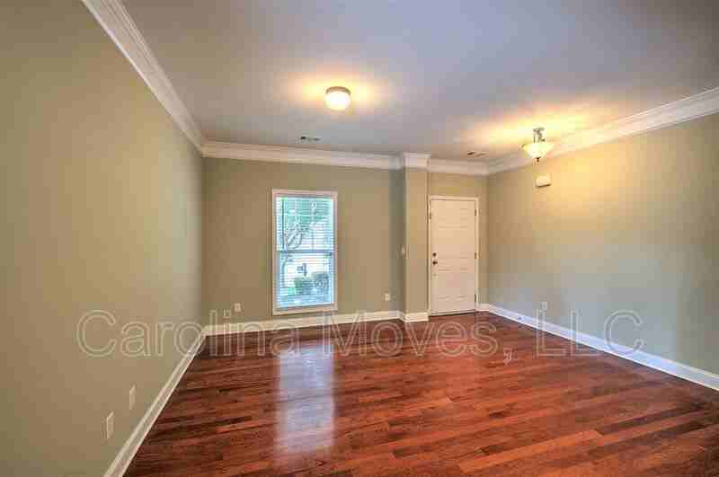 256 Barbours Ln - Photo 4 of 27