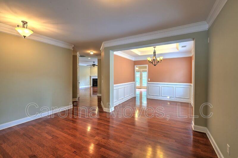 256 Barbours Ln - Photo 5 of 27