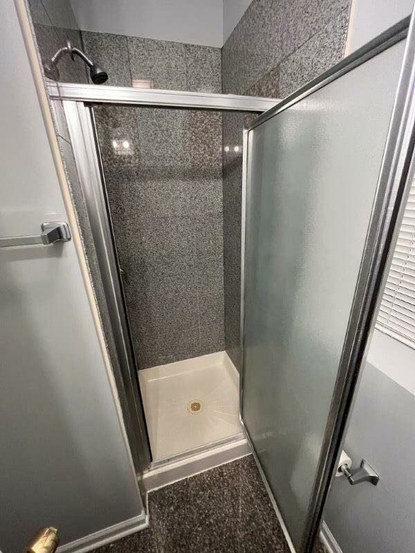 2314 W Rosemont Ave #2 - Photo 7 of 10
