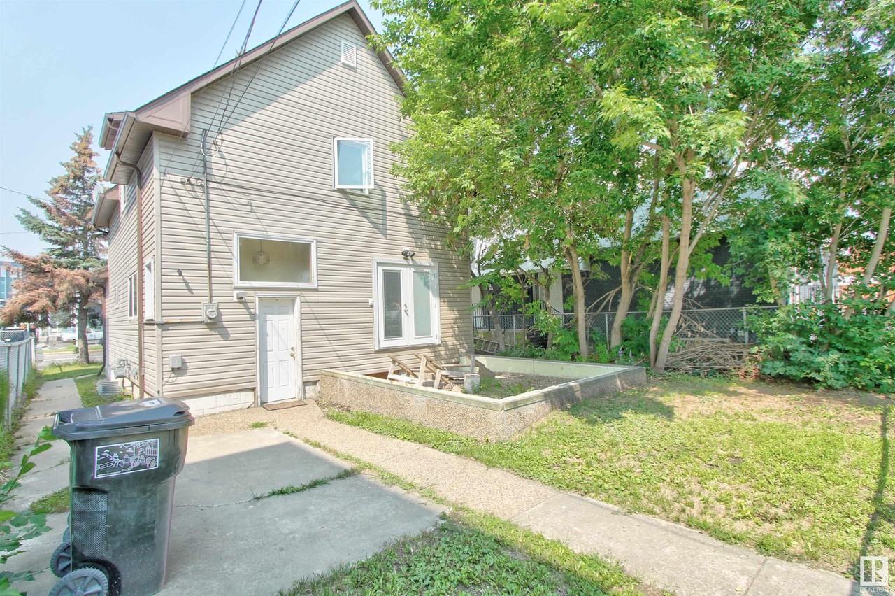 10729 101 Street Northwest - Photo 2 of 16