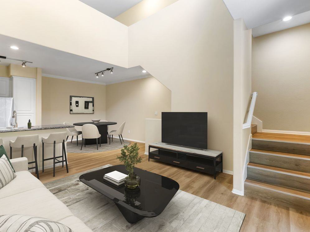 Avalon Glendale - Photo 2 of 42