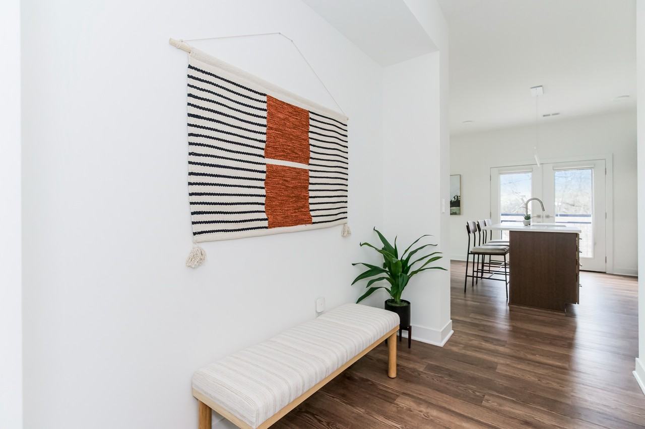 Westside Flats - Photo 5 of 42