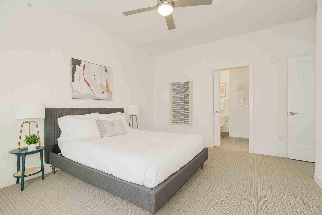 Westside Flats - Photo 7 of 42