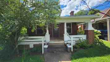 featured image of 301 Jackson Ave