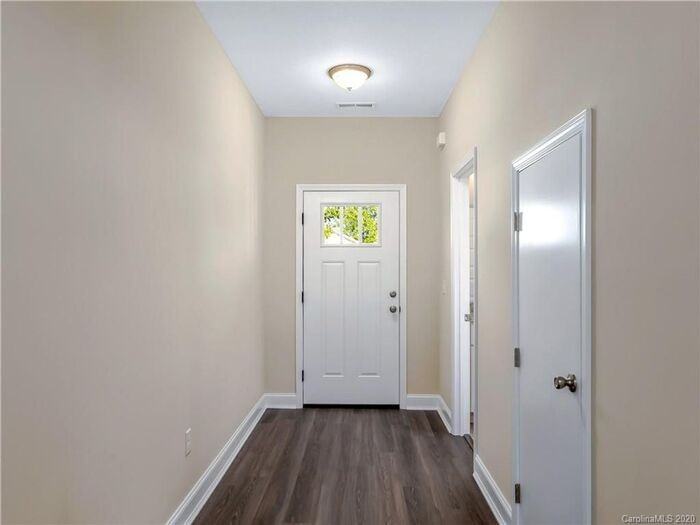 12 Greenwood Fields Dr - Photo 3 of 23