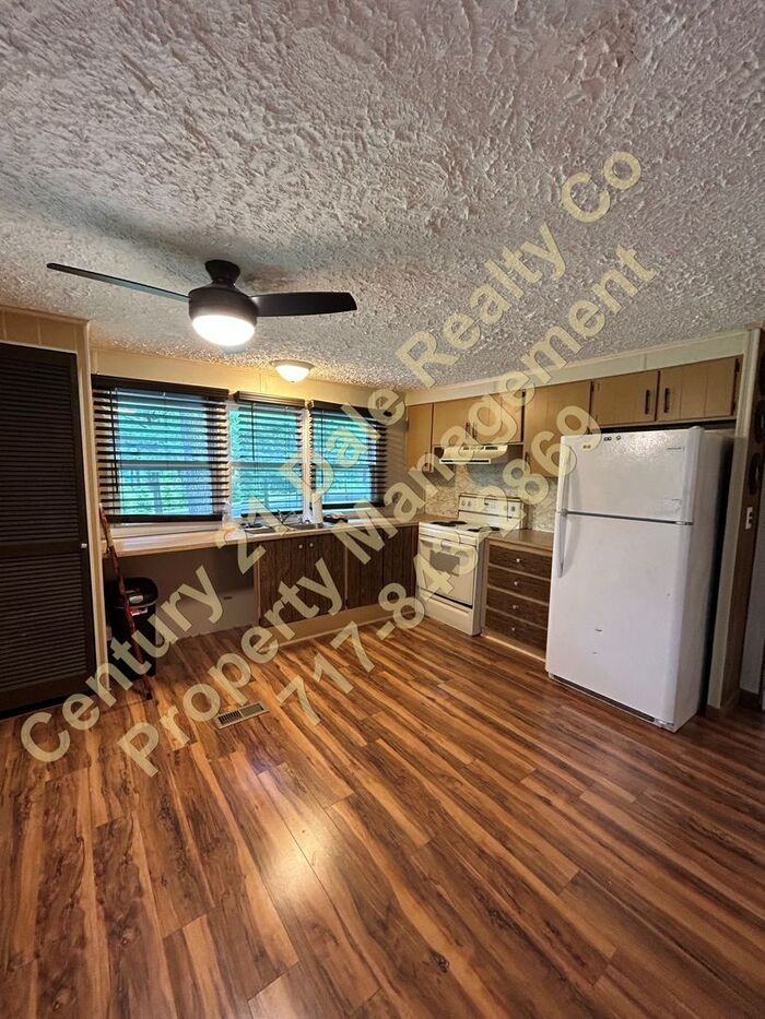 470 Pine Grove Rd - Photo 2 of 17