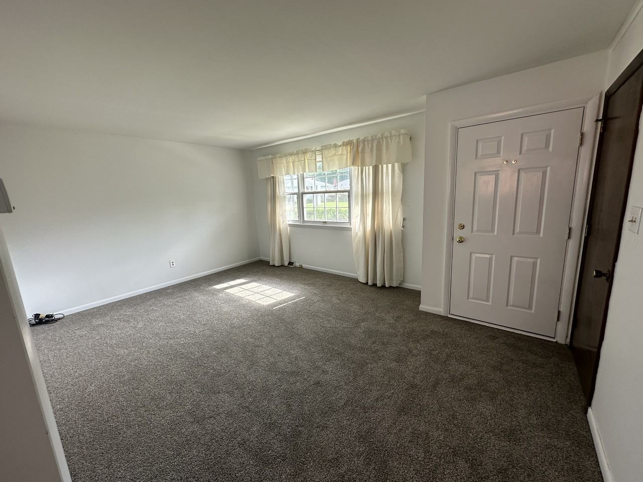 156 N 4th St #NA - Photo 2 of 14