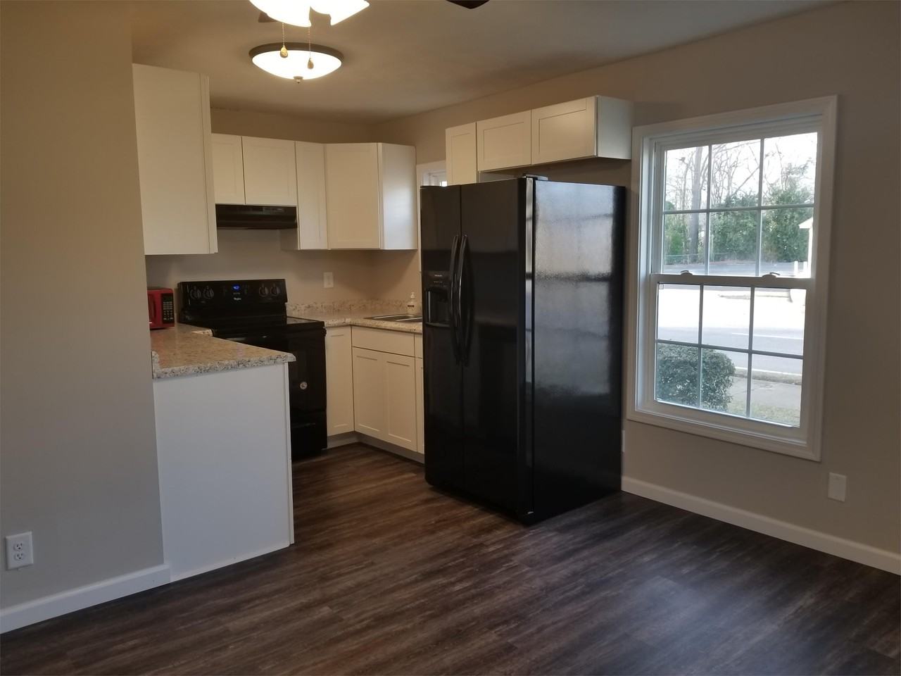 260 North Jackson Street #A - Photo 5 of 20