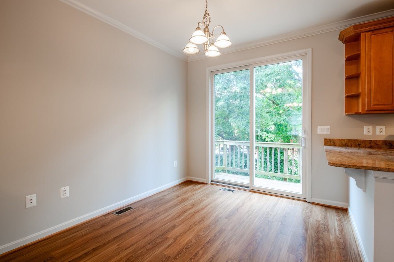 4428 S Four Mile Run Dr #1 - Photo 3 of 20