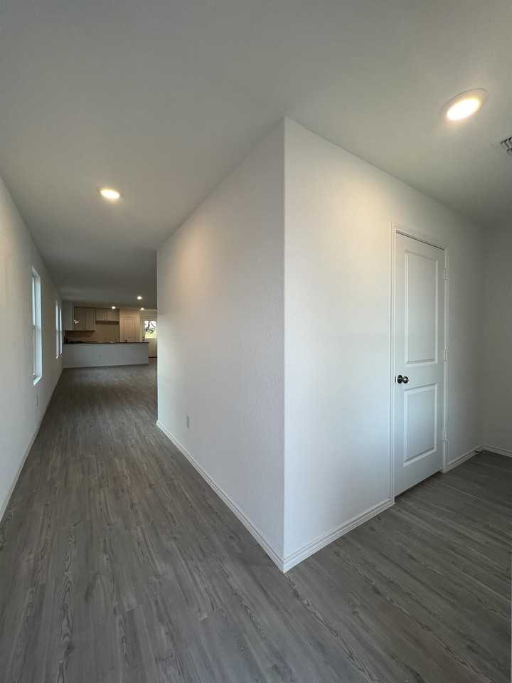 14823 Brandy Bnd #1 - Photo 4 of 45