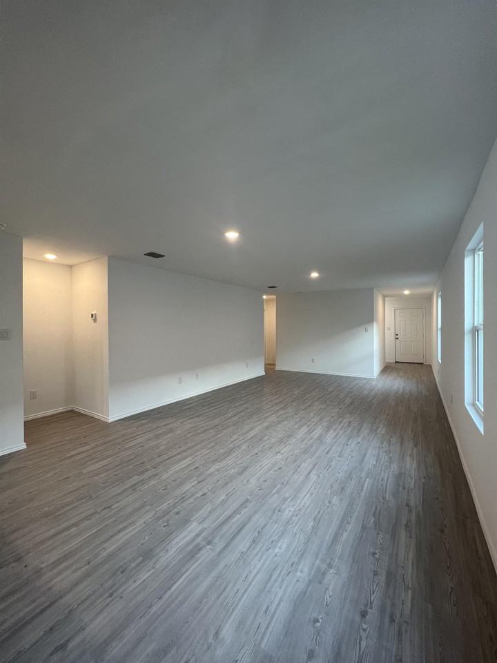 14823 Brandy Bnd #1 - Photo 6 of 45