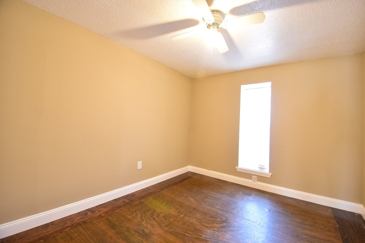 1732 Carrollwood Dr #1 - Photo 5 of 7