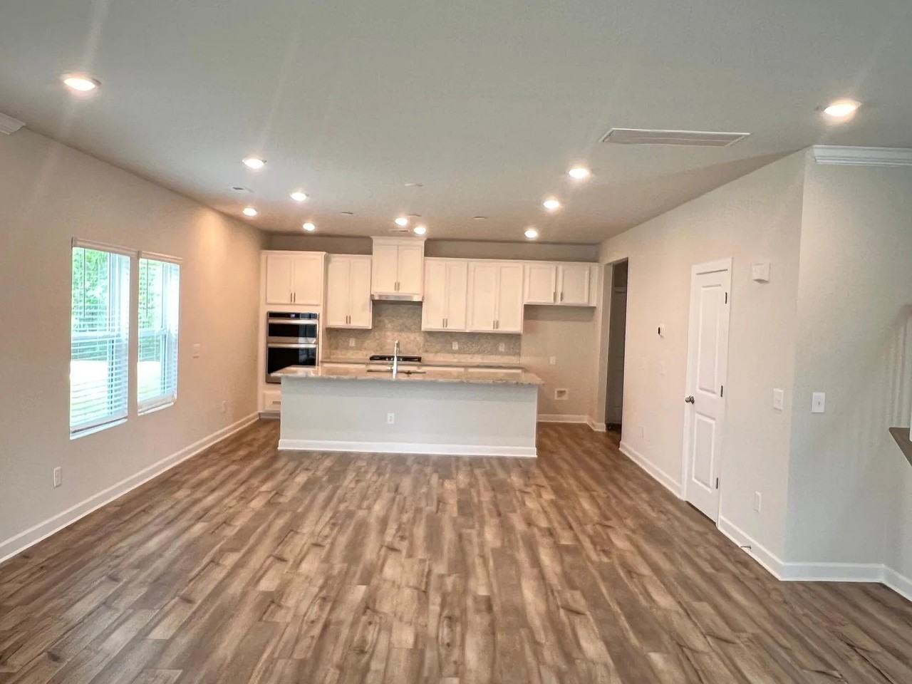 14209 Laughing Gull Dr - Photo 4 of 29