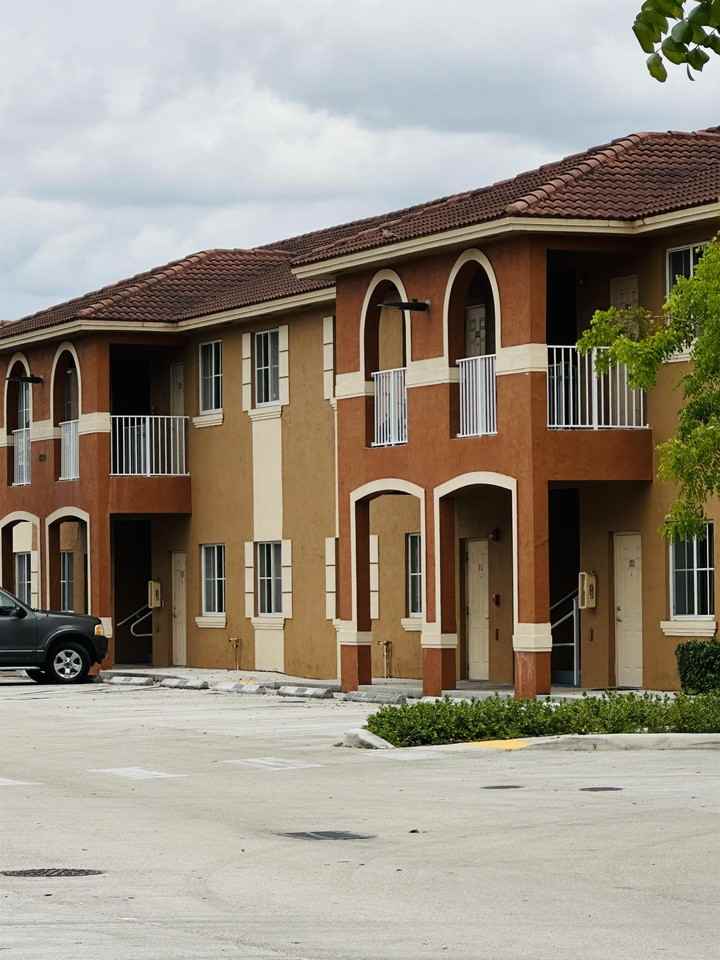 18210 Nw 59th Ave