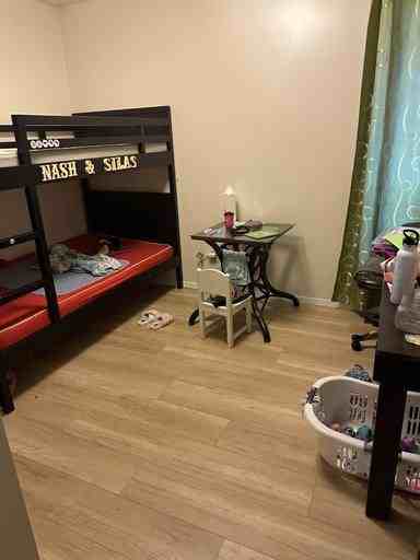 5 West Heights Cres - Photo 2 of 7