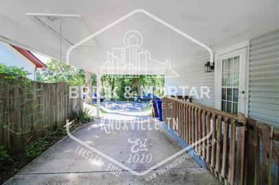 121 E Arrowwood Rd - Photo 3 of 27