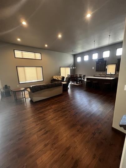 3252 10th St N - Photo 3 of 10