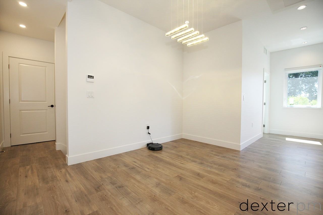 7000 Williams Road #12A - Photo 5 of 17