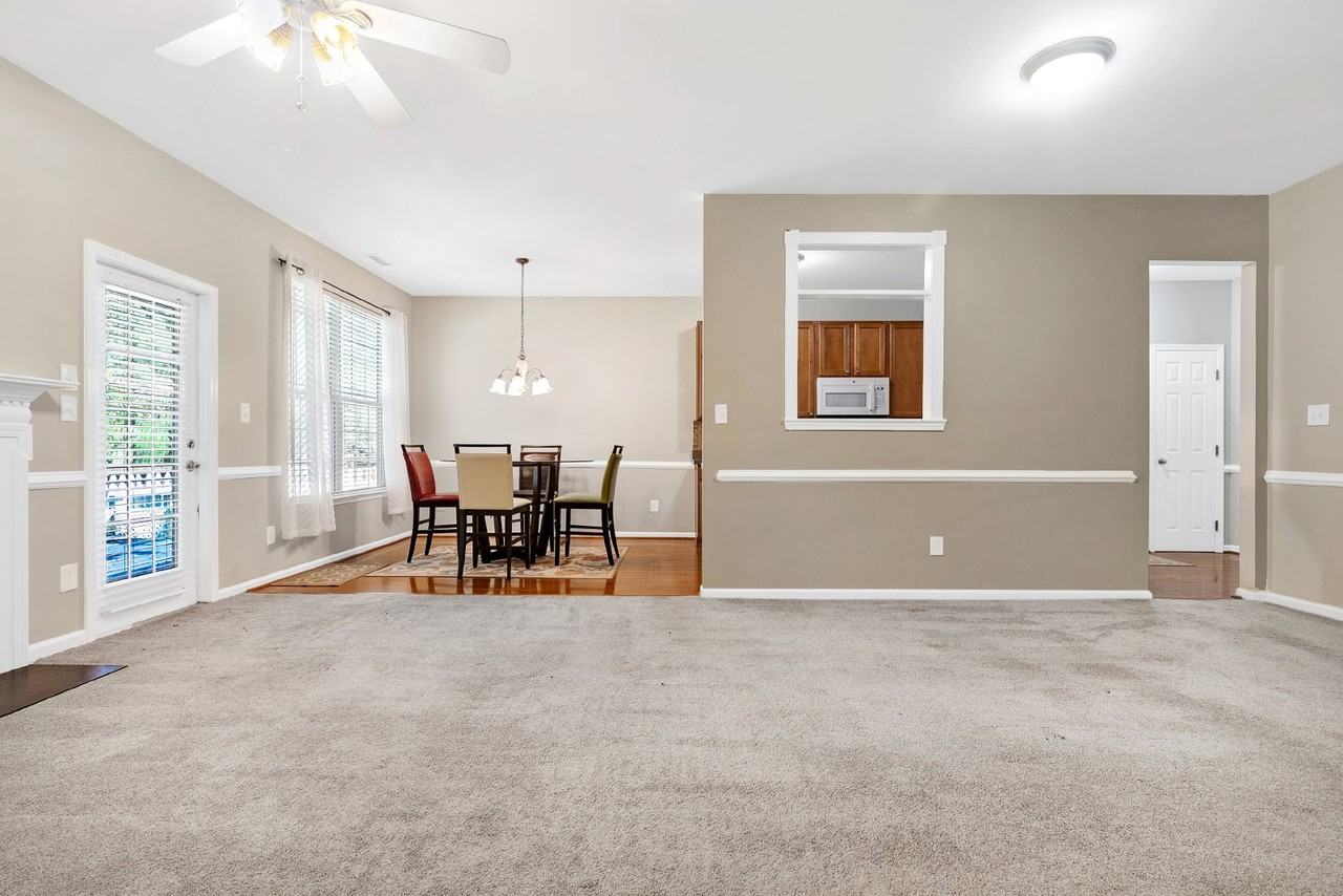 412 Cline Falls Dr - Photo 6 of 35