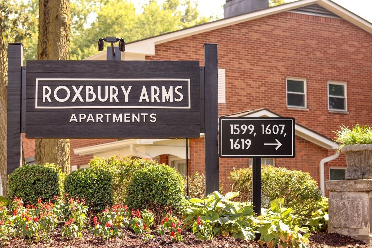 1609 Roxbury Rd #G - Photo 2 of 13