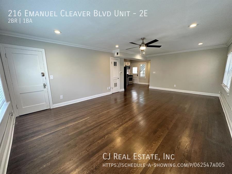 216 Emanuel Cleaver Ii Blvd #2E - Photo 4 of 12