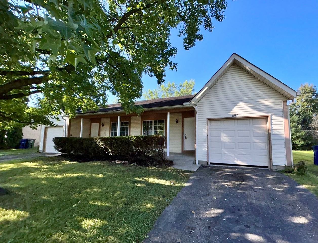 4087 Greenery Dr - Photo 2 of 25