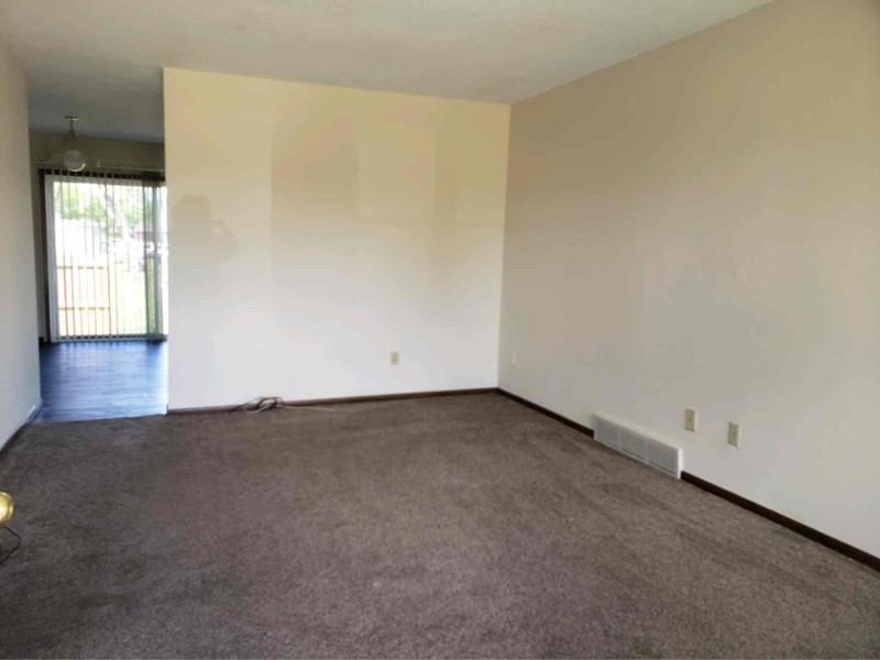 2237 C St Sw - Photo 3 of 8