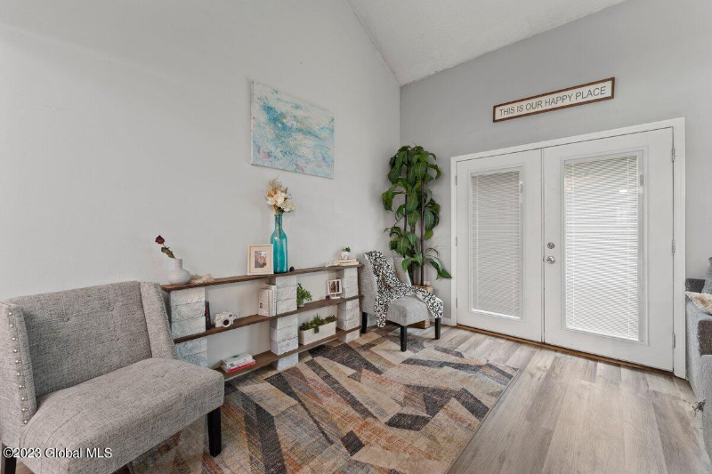 3 Whispering Pines Rd - Photo 2 of 20